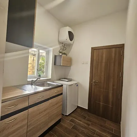 Modern Near Valleta Apartment